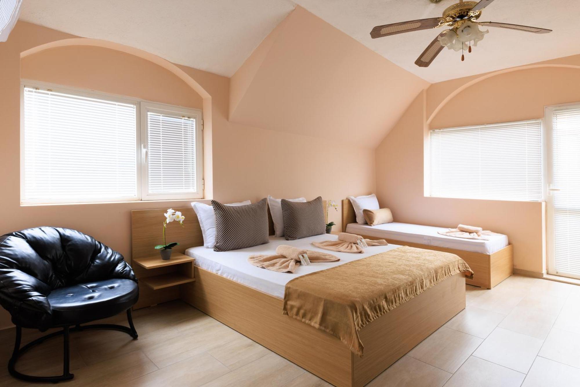 Hotel Angy Golden Sands Luaran gambar